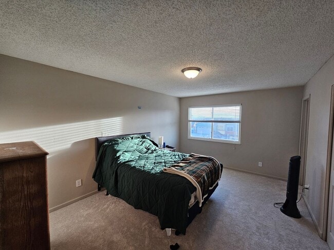 Building Photo - 3 Bed 2 Bath In Fountain Valley Ranch!!