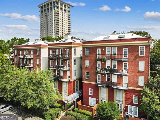 Building Photo - 2840 Peachtree Rd