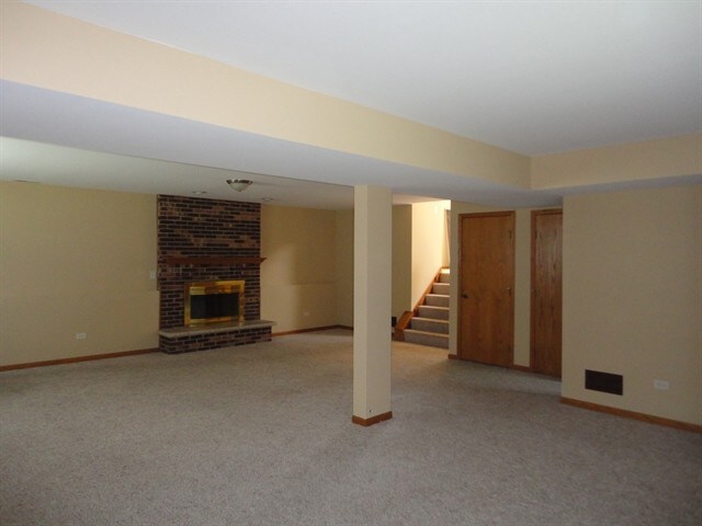 Building Photo - 1340 Washburn Way
