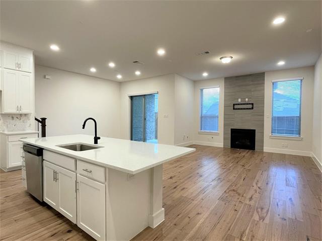 Building Photo - 8242 Primrose Wy
