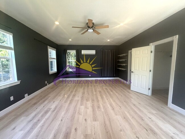 Building Photo - Bright 2 Bed 2 Bath 1,251 Sqft. Fair Oaks Home