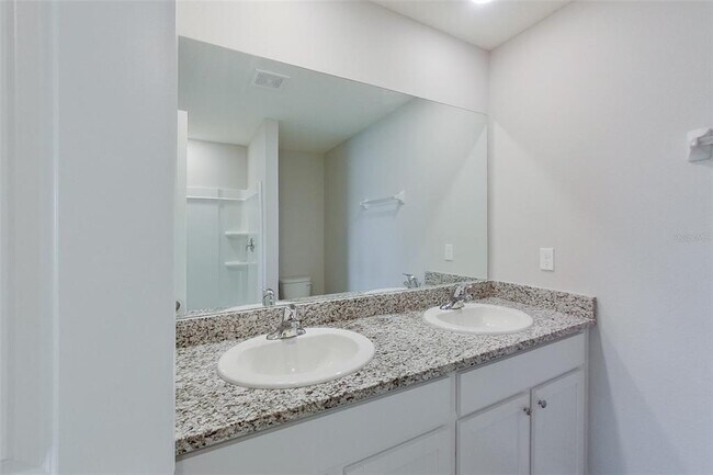 Building Photo - 8595 SW 43rd Ter