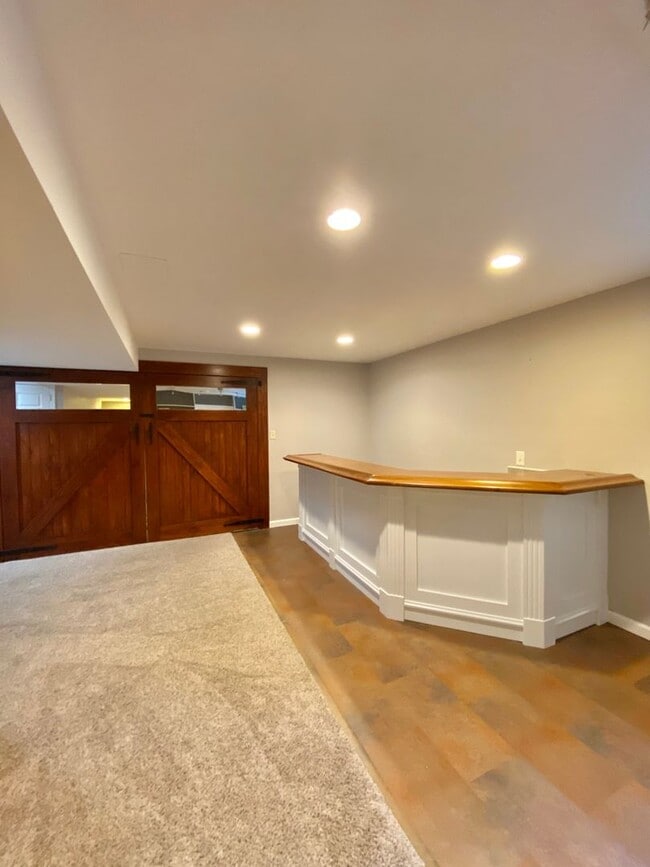 Building Photo - Picturesque Townhome in Ephrata