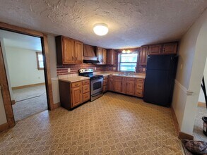 Building Photo - Leola 1st floor 1 bedroom