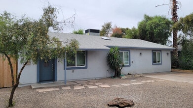 Building Photo - 535 W 15th St