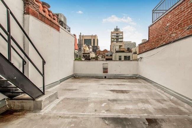 Building Photo - 139 W 122nd St