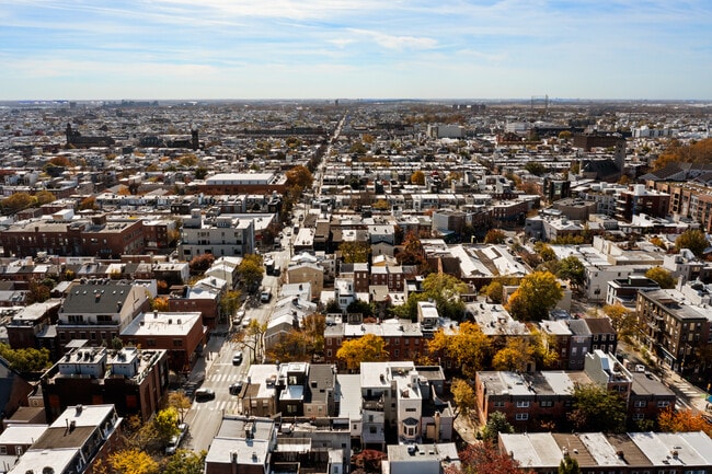 Building Photo - 2207 Lombard St