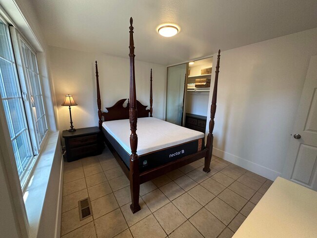 Building Photo - 225 Hunter Lake Dr