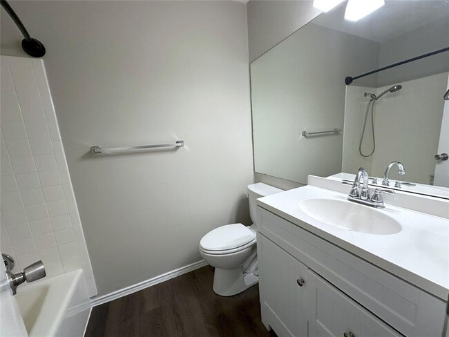 Building Photo - 7801 Shoal Creek Blvd