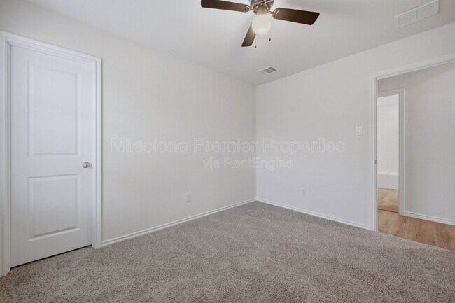 Building Photo - 508 Regiment Rd