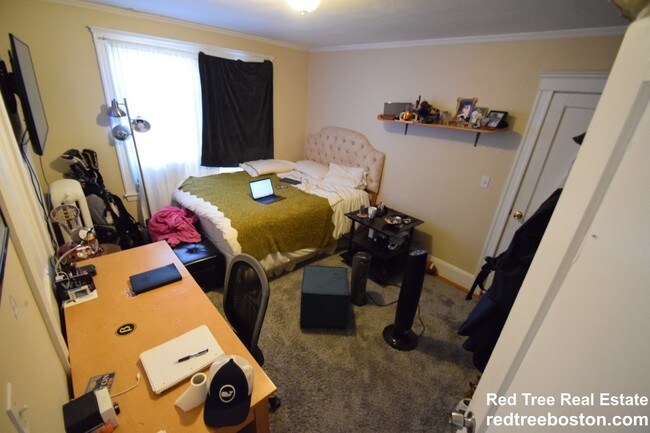 Building Photo - 24 Crosby Rd