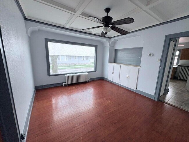 Building Photo - 1203 W Oklahoma Ave