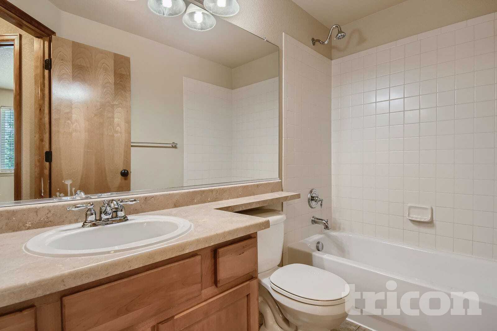 Building Photo - 6305 Clayton St