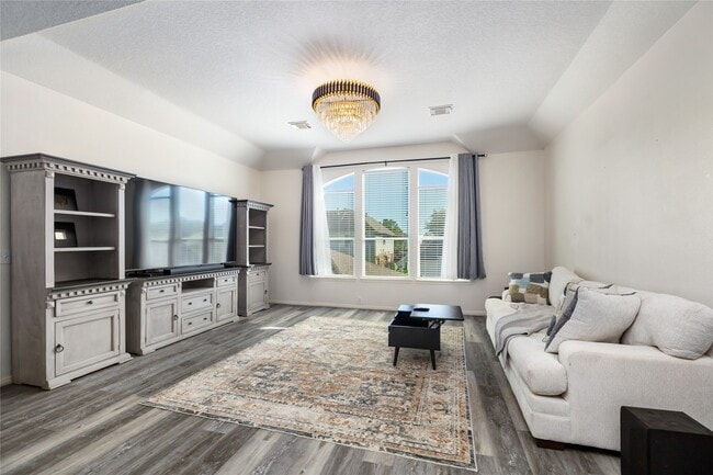 Building Photo - 11939 Painted Canyon Dr