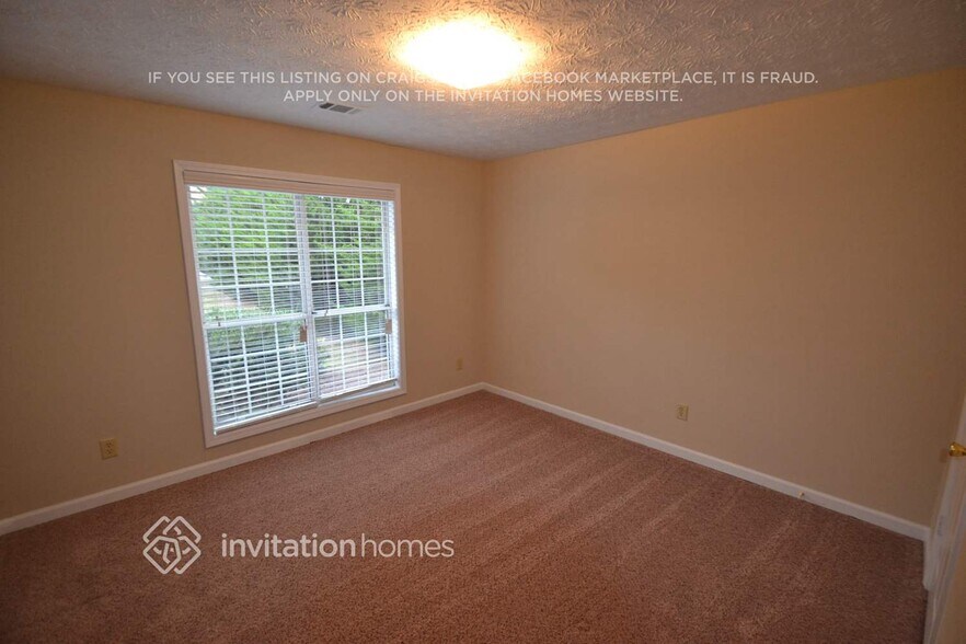 Building Photo - 5440 Maltdie Ct NE