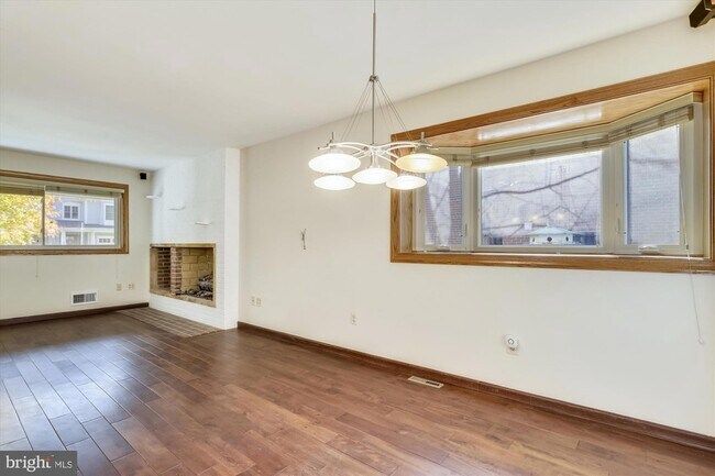 Building Photo - 6403 Tone Dr