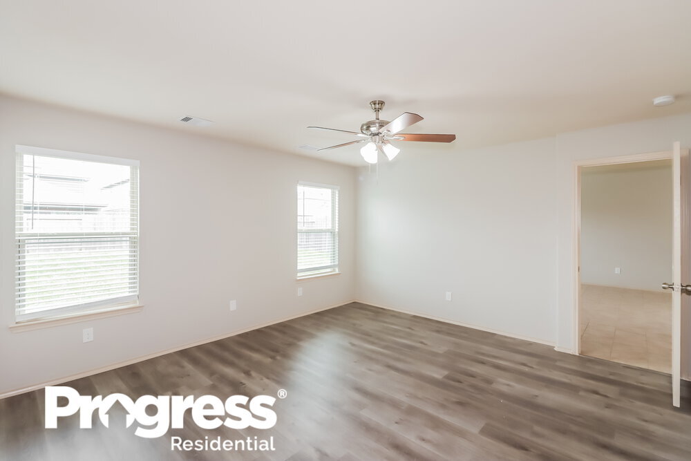 Building Photo - 23139 Robbers Nest Dr
