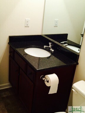 Building Photo - 66 Lake Shore Blvd