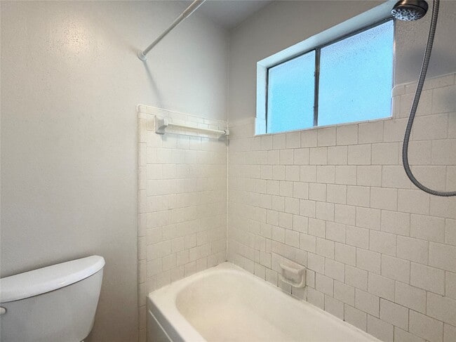 Building Photo - 22319 Merrymount Dr