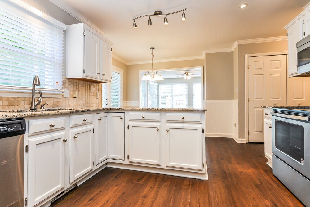 Building Photo - 3437 Singleleaf Ln