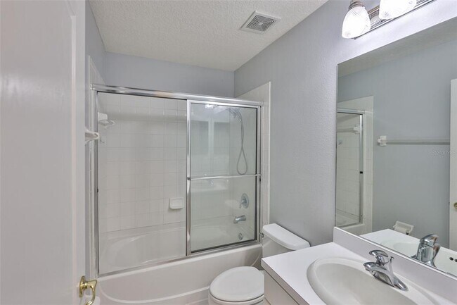 Building Photo - 12950 Kings Crossing Dr