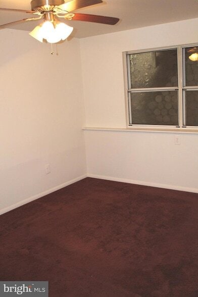 Building Photo - 167 Parker Ave
