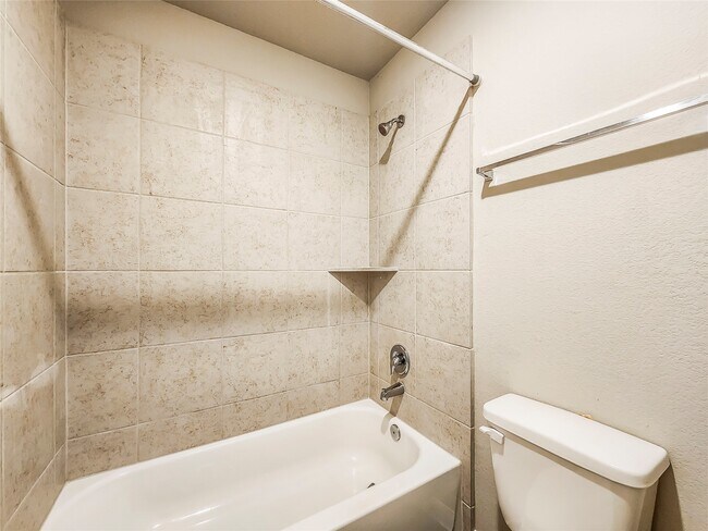 Building Photo - 4329 McGregor Blf Ln