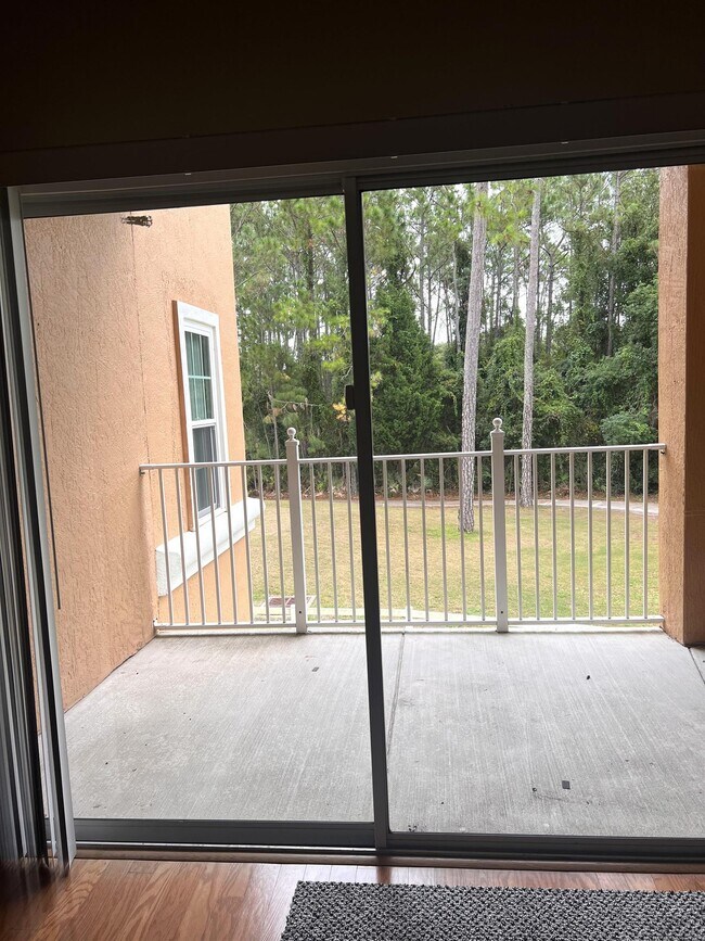 Building Photo - 520 Florida Club Blvd