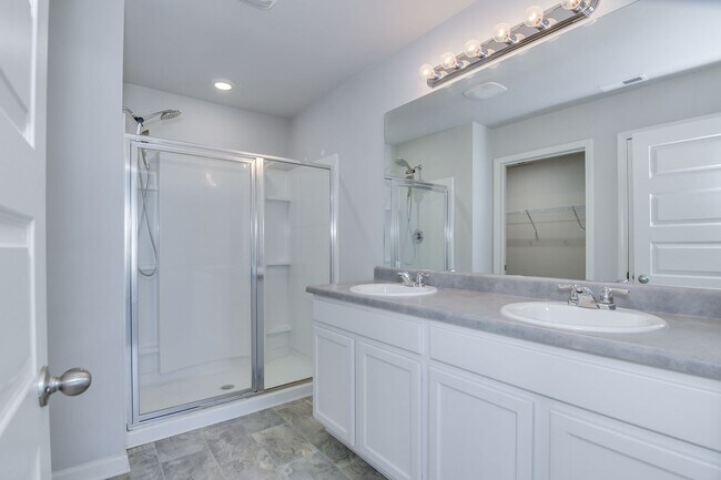 Building Photo - 4 Bedroom Minutes from Fort Eisenhower!