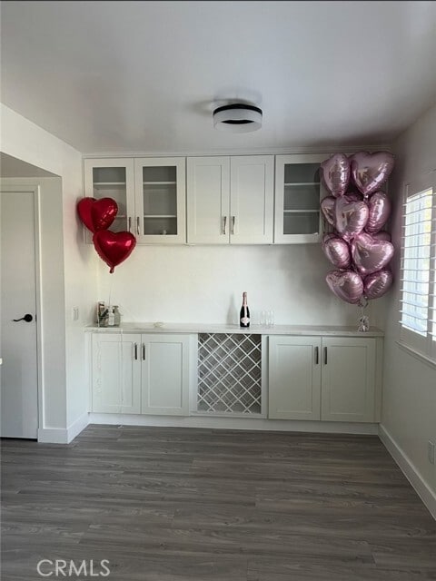 Building Photo - 1301 W 8th St