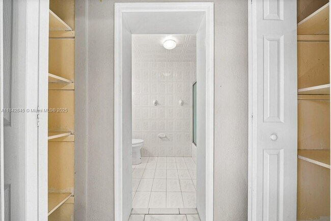 Building Photo - 4151 SW 112th Ave