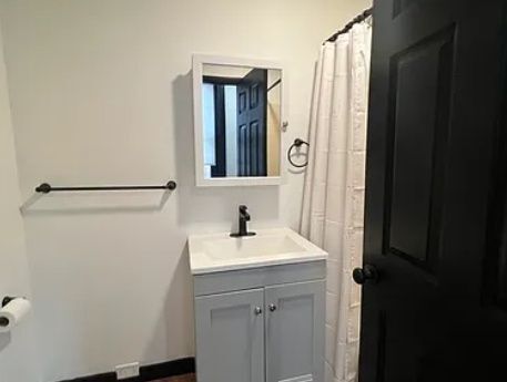 Building Photo - 31 W James St