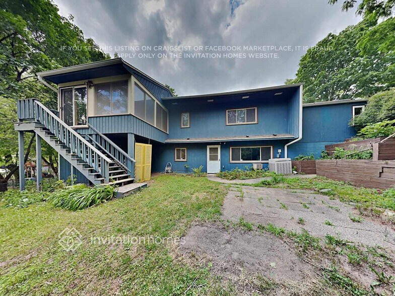 Building Photo - 6171 Kerry Ln NE