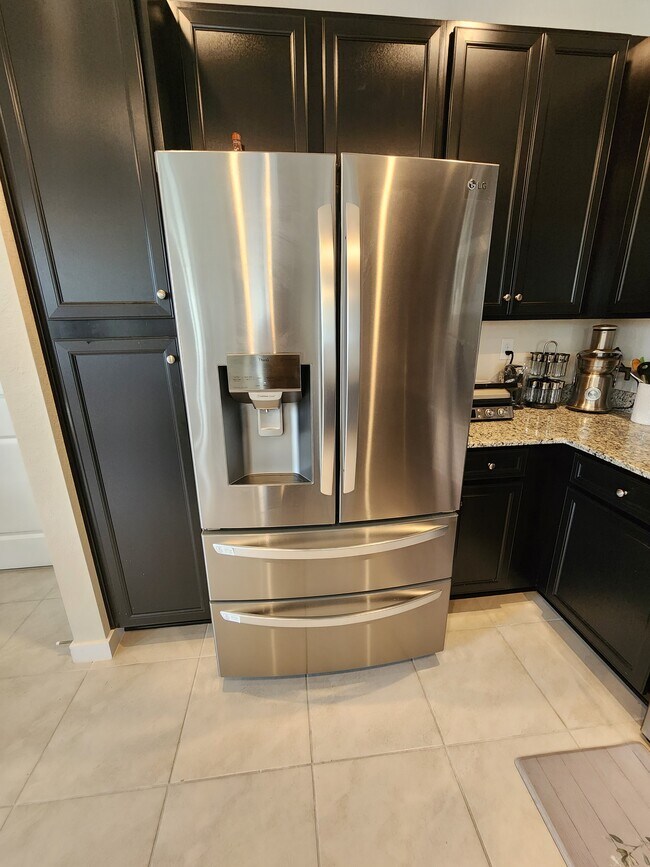 Building Photo - 10892 SW 232nd Ter