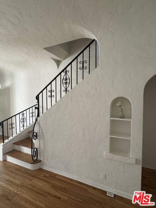 Building Photo - 7917 Norton Ave