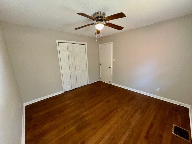 Building Photo - East AVL Spacious Apartment Ready for Occupancy!