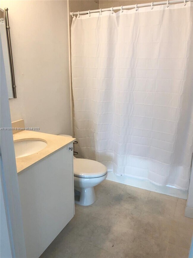 Building Photo - 60 SW 13th St