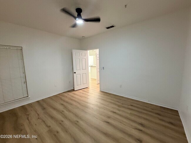 Building Photo - 7800 Point Meadows Dr
