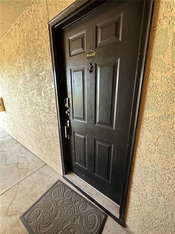 Building Photo - 2400 Feather Sound Dr