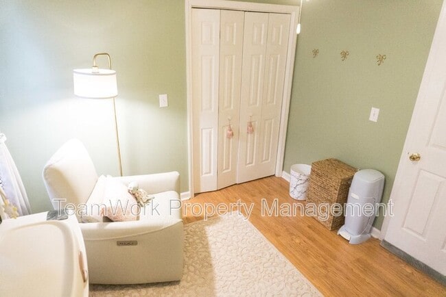 Building Photo - 827 Harbor Pl Dr