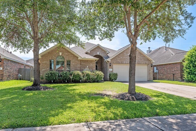 Building Photo - 119 Emerald Loch Ln