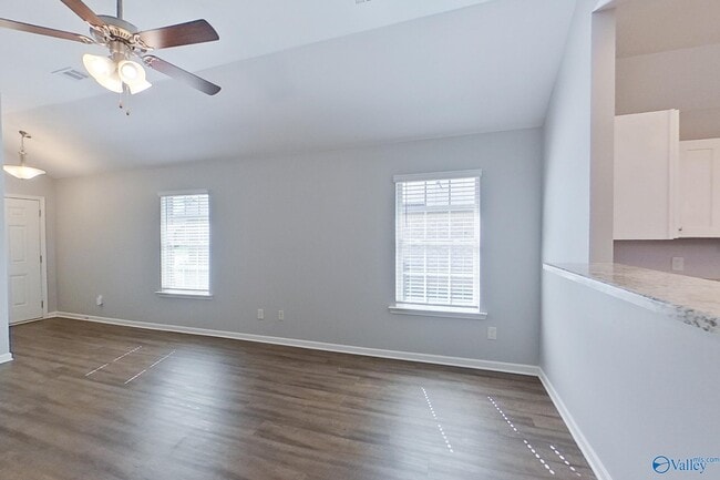 Building Photo - 107 Dawson's Ml Dr