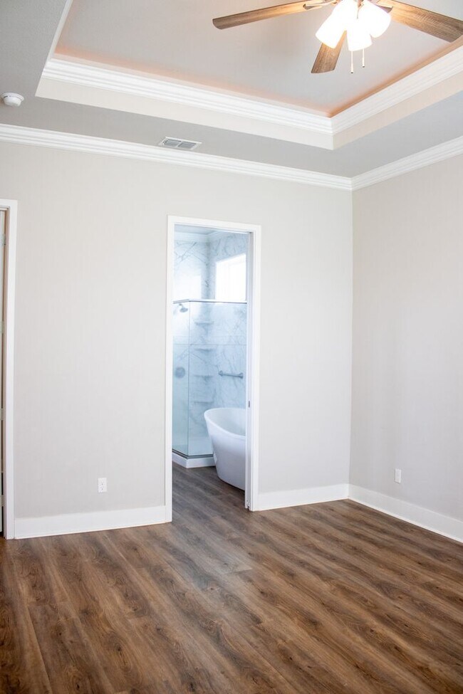 Building Photo - Welcome to this beautiful move in ready home in the much-desired Brytan Community!