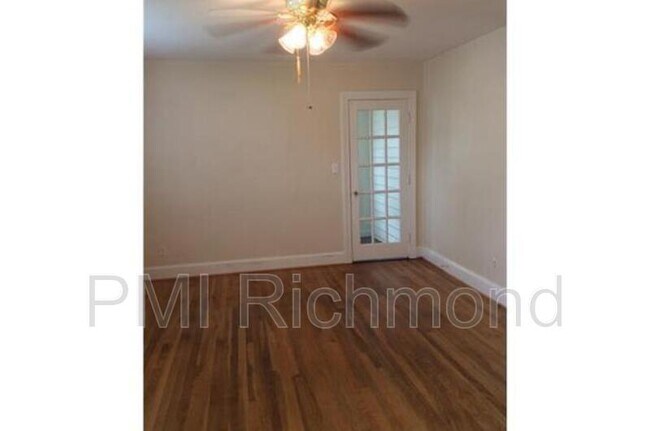 Building Photo - 2705 Dellrose Ave