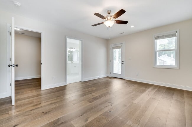 Building Photo - Applications Pending: FIRST MONTH FREE! Beautiful 3bd/2.5ba Two-Story Home Built in 2021 Just 2 M...