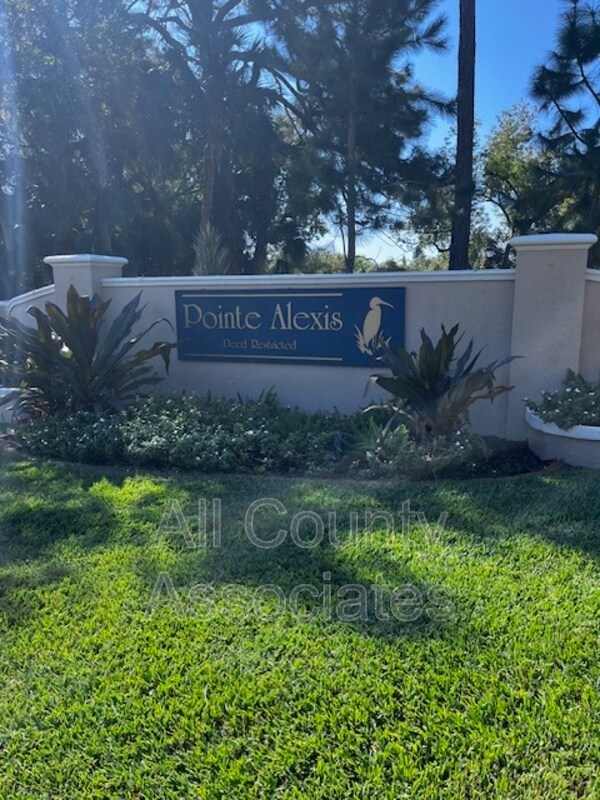 Building Photo - 1007 S Pointe Alexis Dr