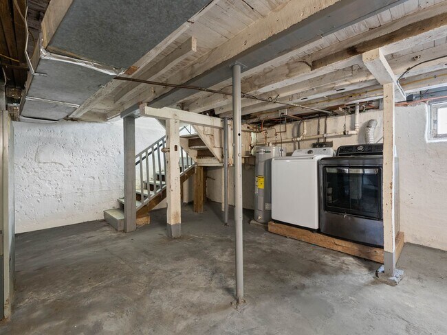 Building Photo - Updated 3-Bedroom Home with Spacious Yard in Hainesport