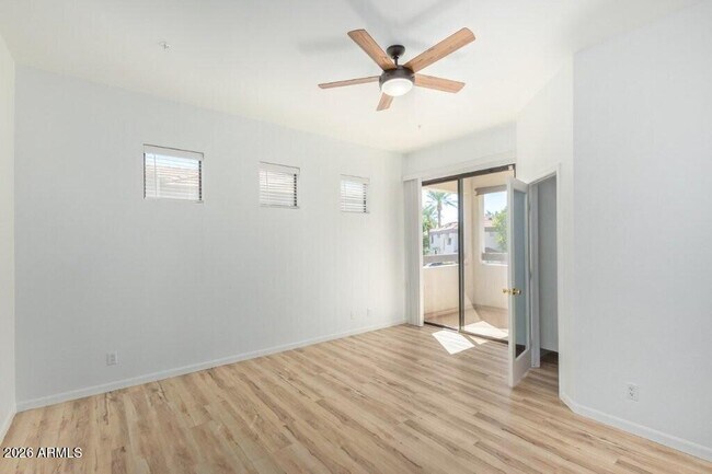 Building Photo - 7222 E Gainey Ranch Rd