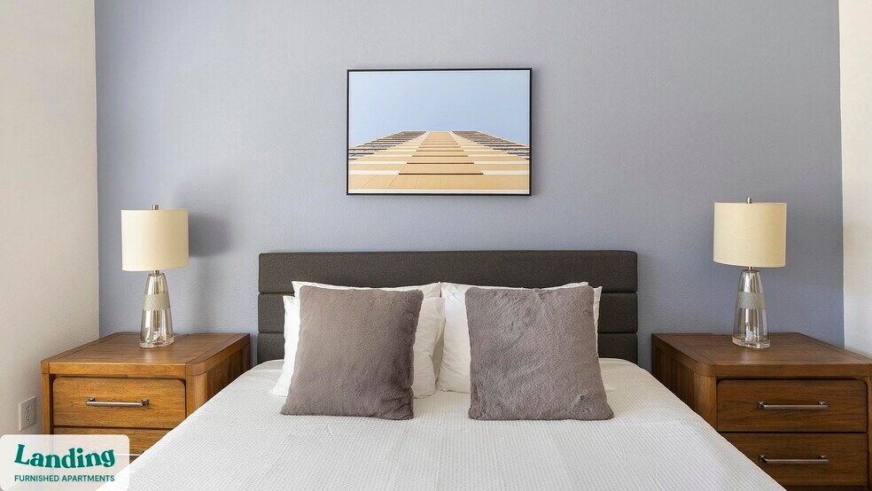 Building Photo - 5005 Galleria Dr