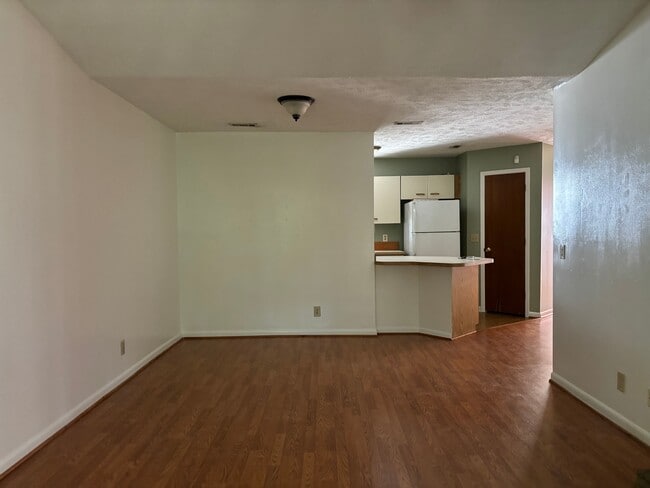 Building Photo - 6792 Willowbrook Dr
